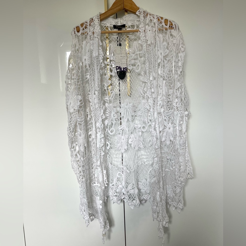 white lace crochet cardigan Open Front size 2X/ 3X NWT